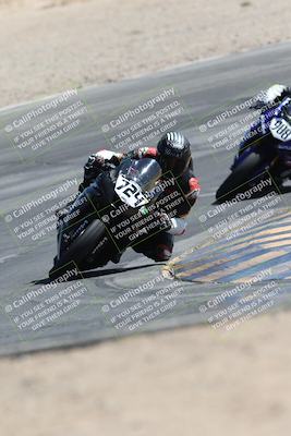 media/Apr-20-2025-CVMA (Sun) [[39090e8767]]/Race 16-Formula Middleweight/